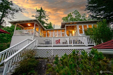 $1,950,000 | 8286 Orcas Road, Orcas Island, WA 98280