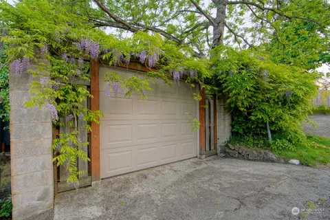 $1,950,000 | 8286 Orcas Road, Orcas Island, WA 98280