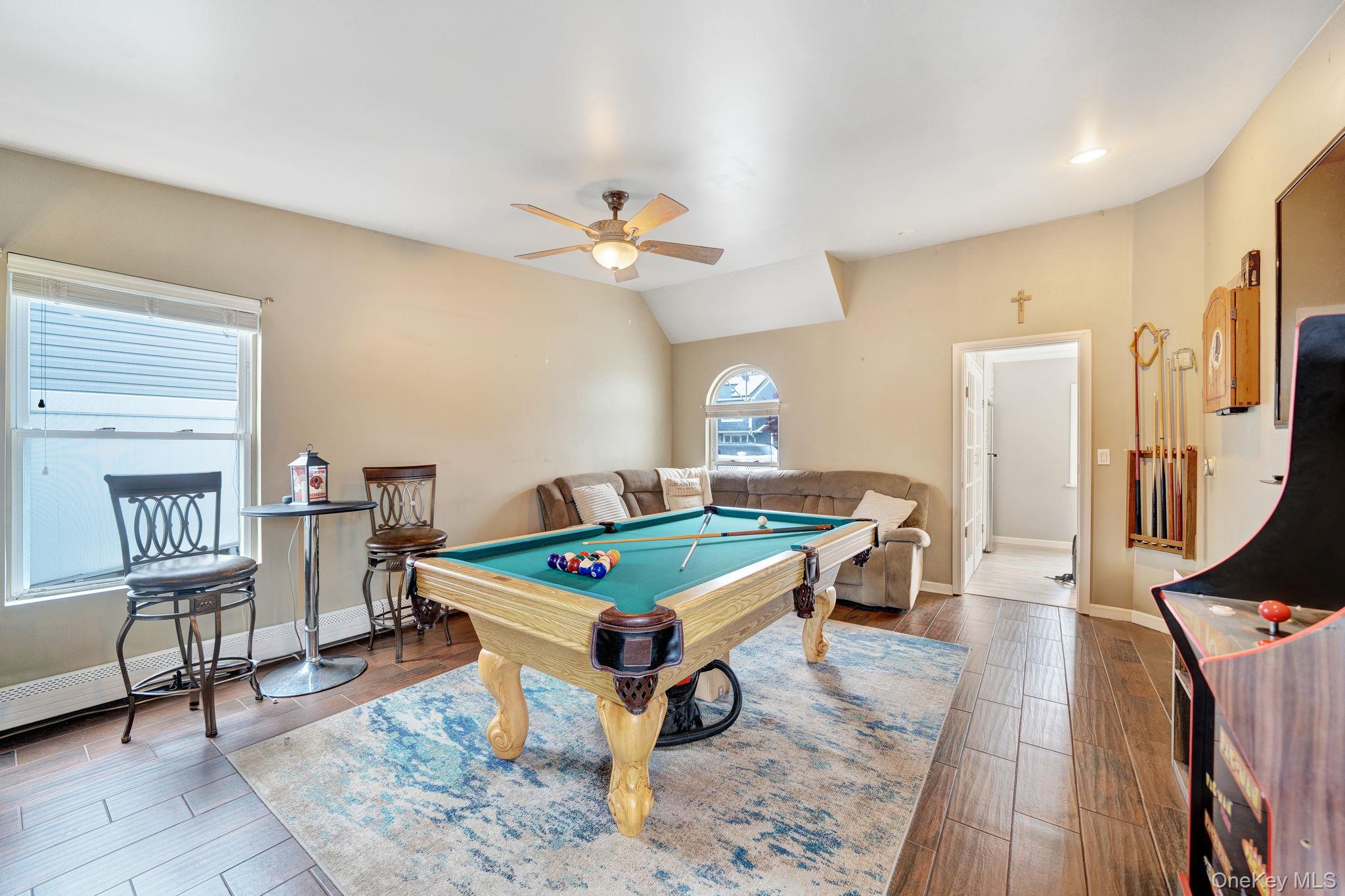 226 Old Farm Road Levittown, NY 11756 - Photo 8 of 35