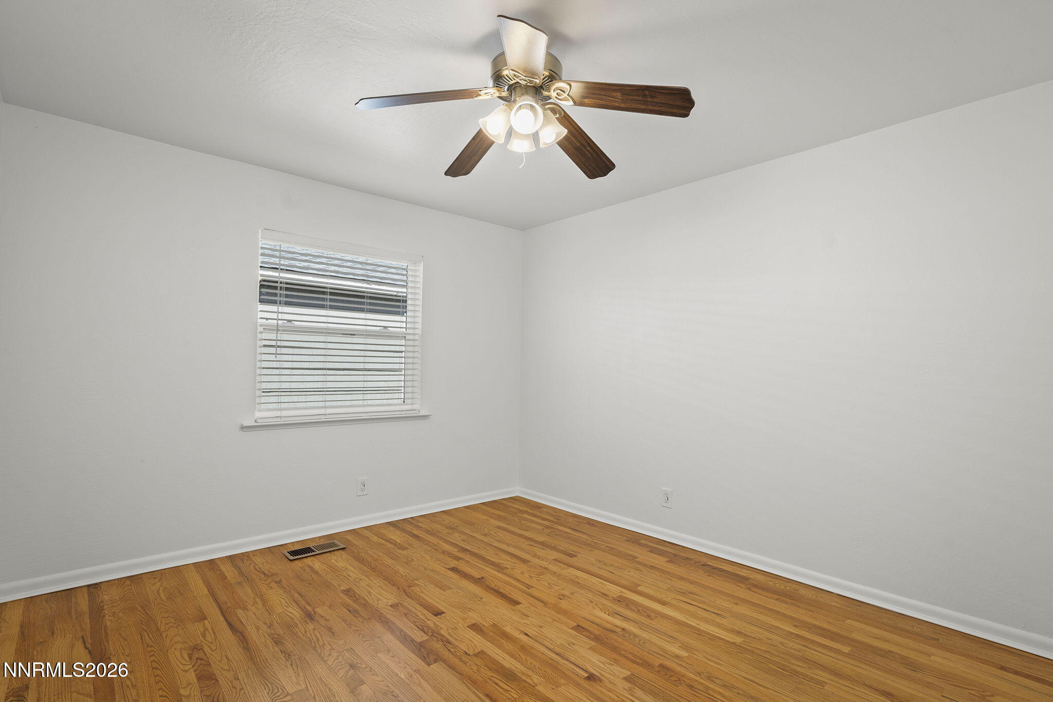 1720 Grandview Avenue Reno, NV 89503 - Photo 23 of 31 22-web-or-mls-_DSC0225