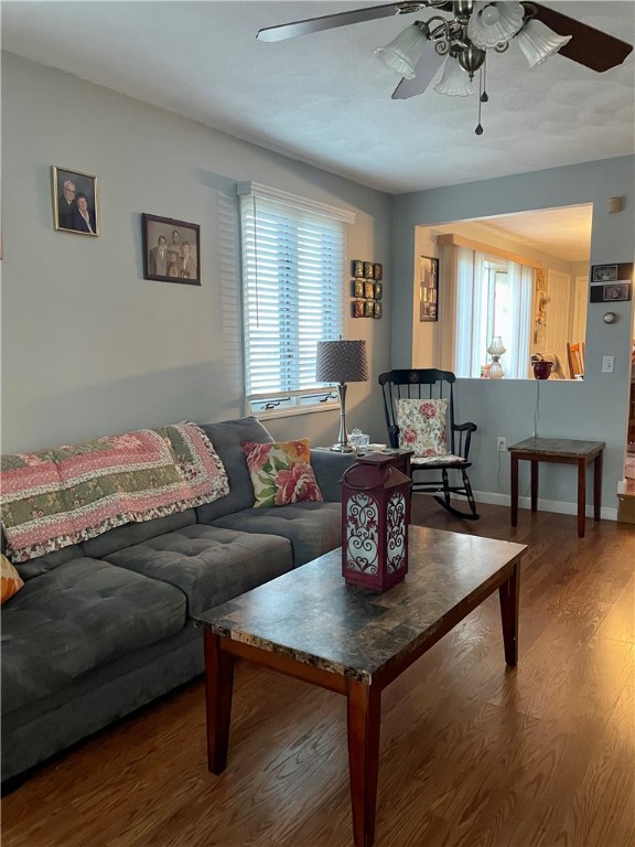 125 Rutland Street Cranston, RI 02920 - Photo 4 of 22