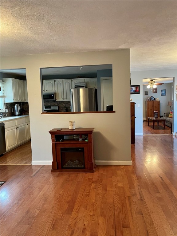 125 Rutland Street Cranston, RI 02920 - Photo 7 of 22