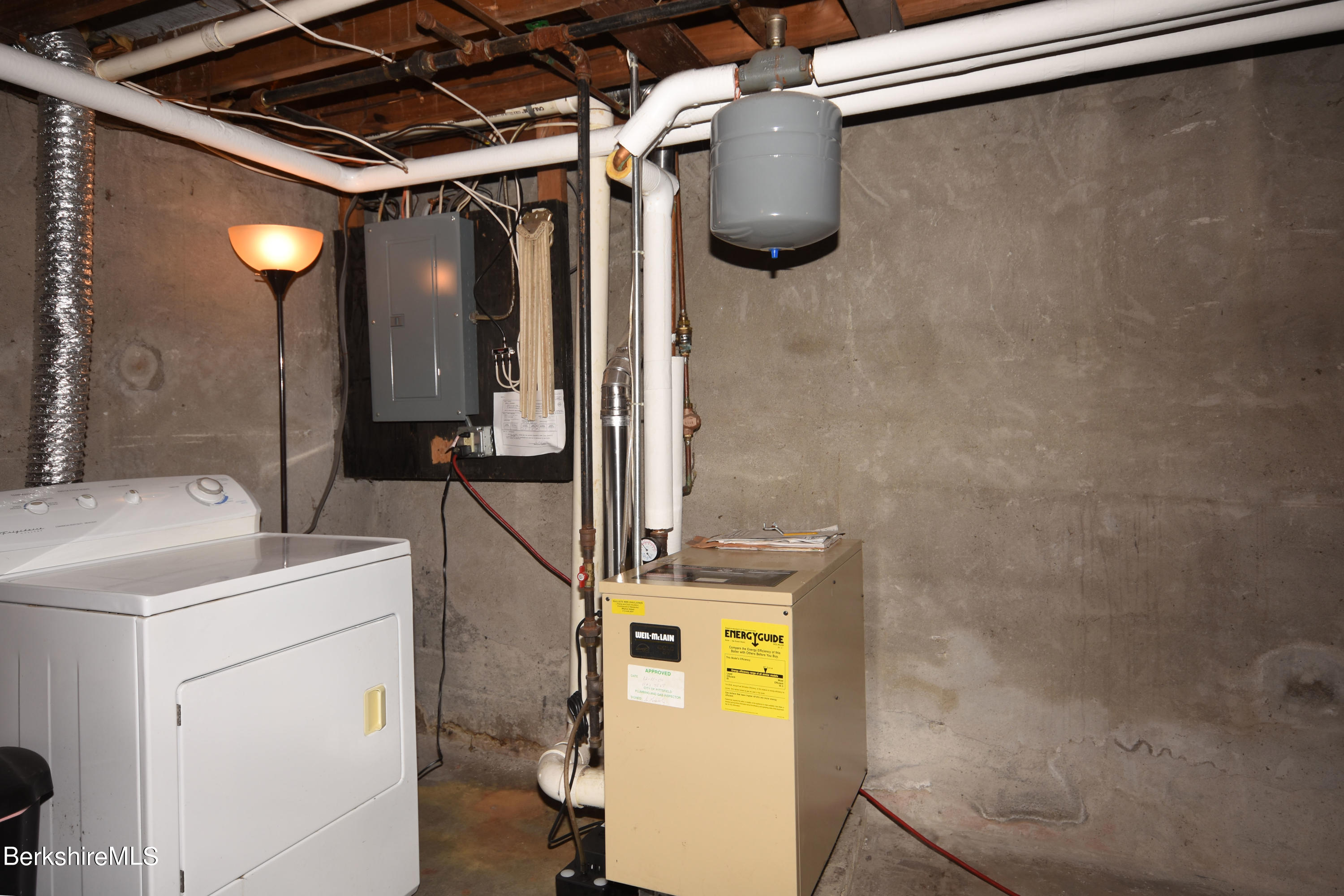 335 Cheshire Road Pittsfield, MA 01201 - Photo 27 of 34 Heating System