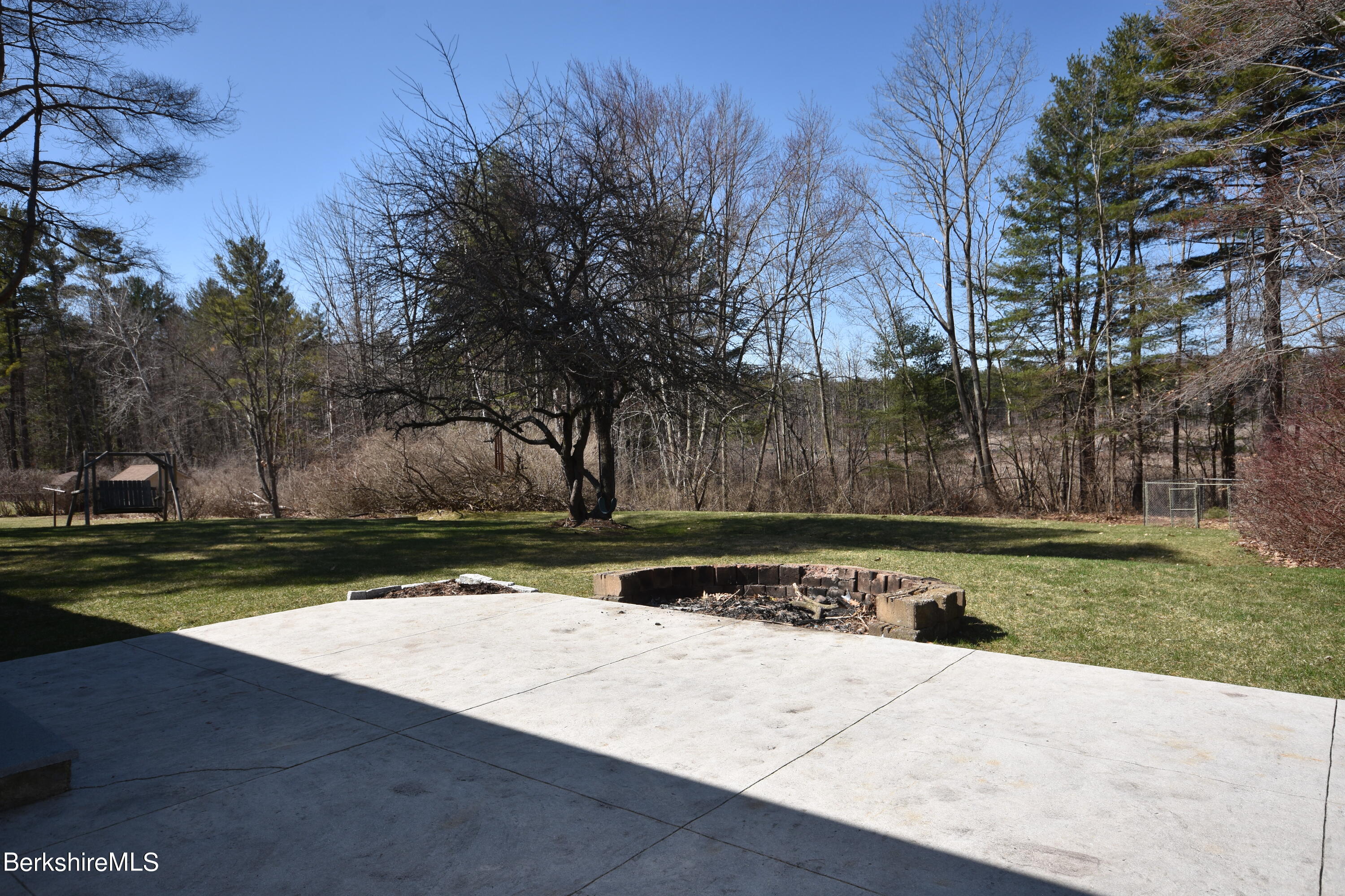 335 Cheshire Road Pittsfield, MA 01201 - Photo 31 of 34 Exterior - Patio