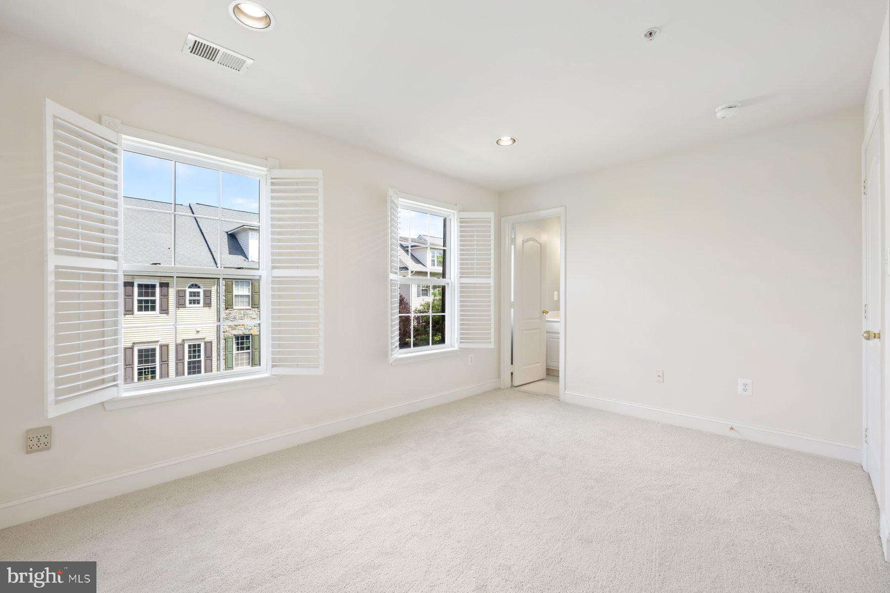 1009 Gaither Road Rockville, MD 20850 - Photo 23 of 50 Gallery Image 23