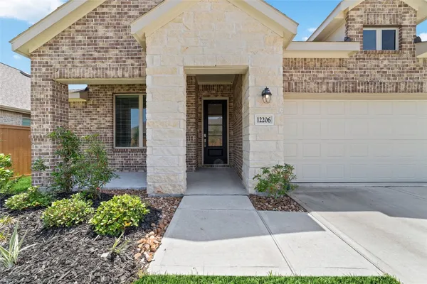 $2,500 | 12206 English Mist Drive, Houston, TX 77044
