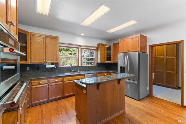 $1,175,000 | 7420 Woodland Avenue, Sebastopol, CA 95472