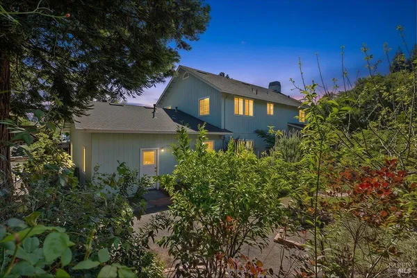 $1,175,000 | 7420 Woodland Avenue, Sebastopol, CA 95472