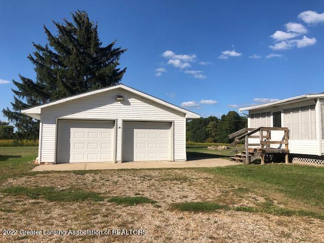 15738 McClellan Road Springport, MI 49284 - Photo 4 of 35 6