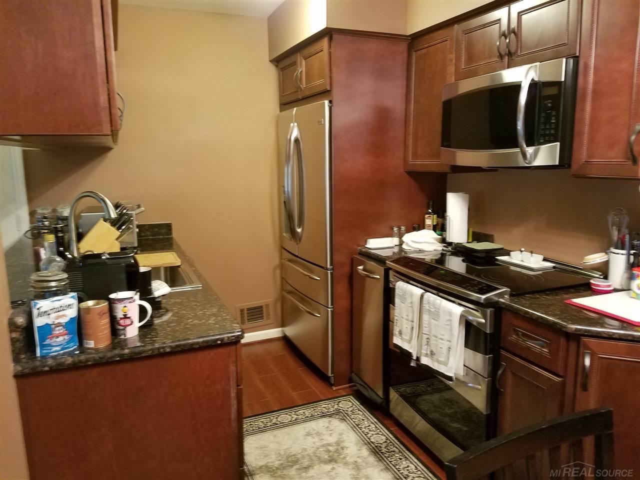 29149 Hayes Road, Unit 37 2 Warren, MI 48088 - Photo 8 of 20
