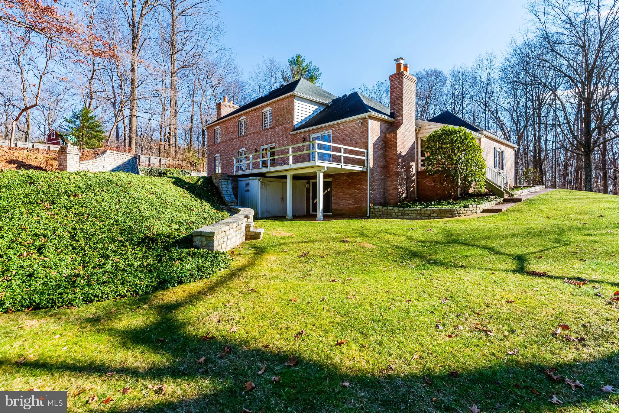NEARLY 1/5 ACRE LOT