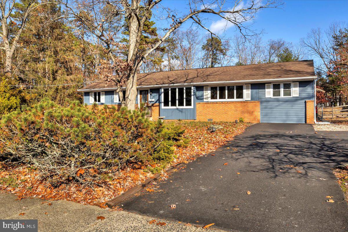 11 Penn Road Voorhees, NJ 08043 - Photo 3 of 24 Gallery Image 3