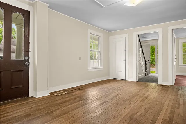 $135,000 | 1 Green Street, Butternuts, NY 13808