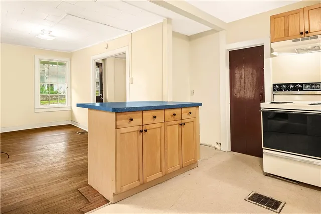 $135,000 | 1 Green Street, Butternuts, NY 13808