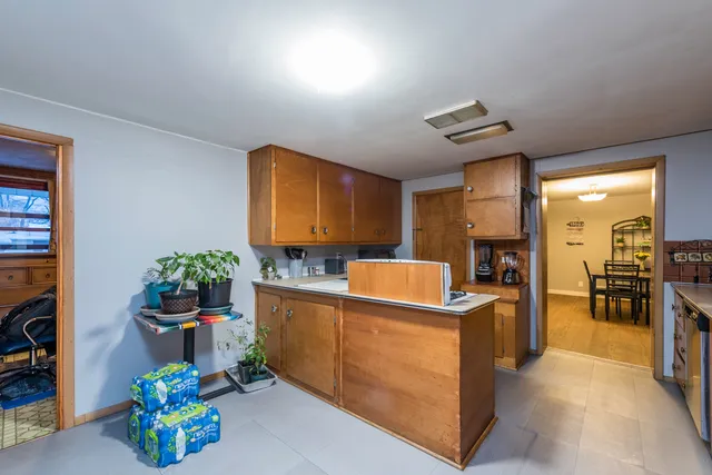 $240,000 | 216 South Martin Avenue, Waukegan, IL 60085