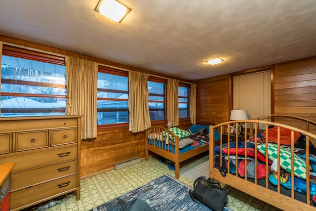 $240,000 | 216 South Martin Avenue, Waukegan, IL 60085