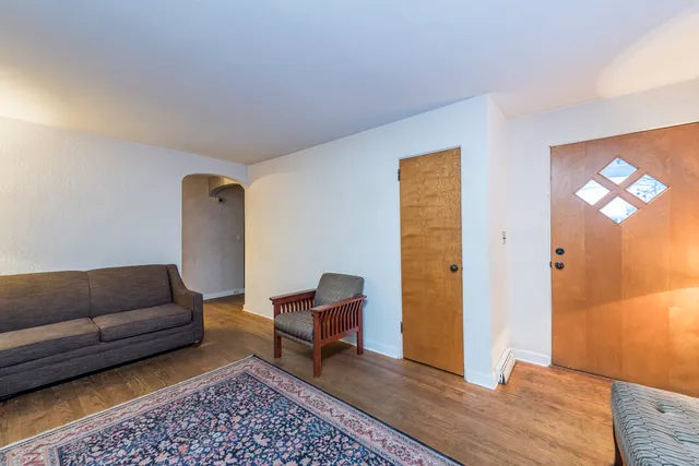 $240,000 | 216 South Martin Avenue, Waukegan, IL 60085