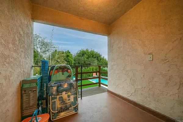 $2,200,000 | 965 Rosecrans Street, San Diego, CA 92106