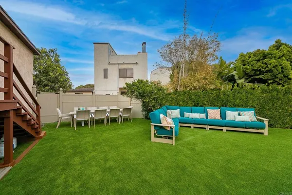$2,200,000 | 965 Rosecrans Street, San Diego, CA 92106