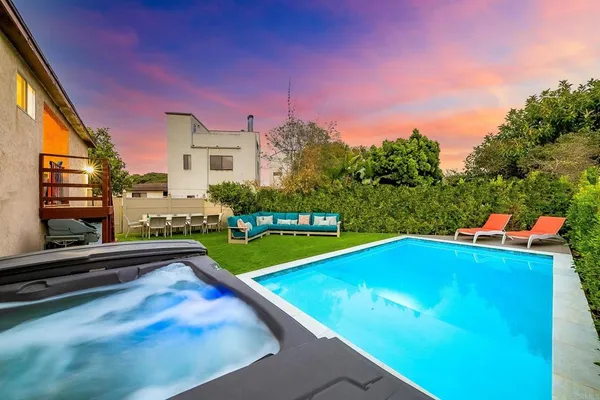 $2,200,000 | 965 Rosecrans Street, San Diego, CA 92106