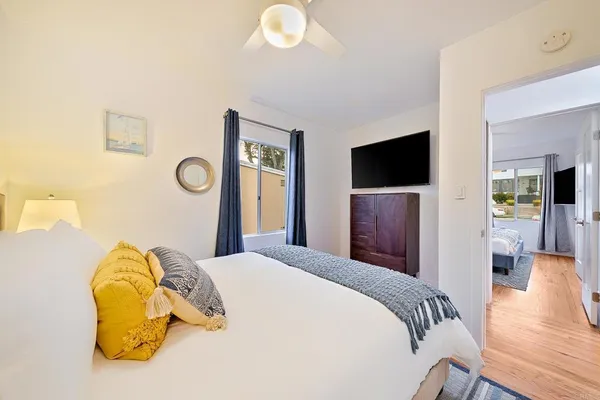 $2,200,000 | 965 Rosecrans Street, San Diego, CA 92106