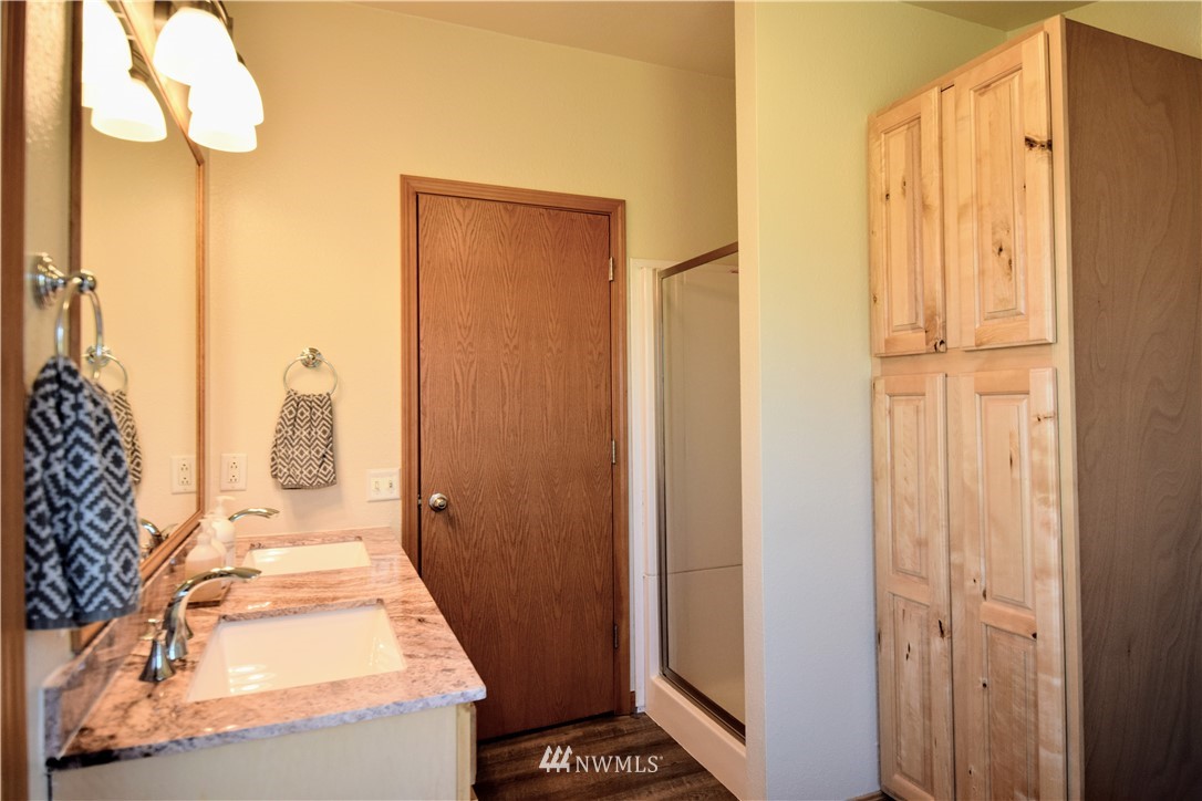 18231 Doris Lane Southwest Rochester, WA 98579 - Photo 14 of 24