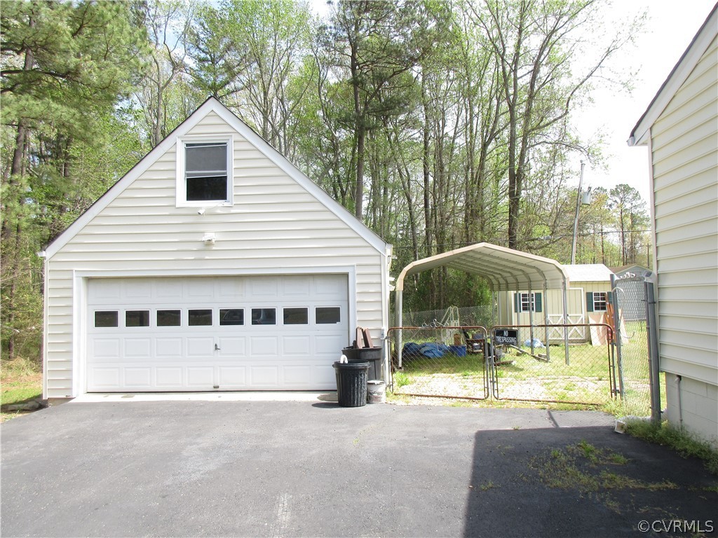 15413 Saddlebrook Road Chesterfield, VA 23838 - Photo 34 of 39 a view of a house with a yard and large tree