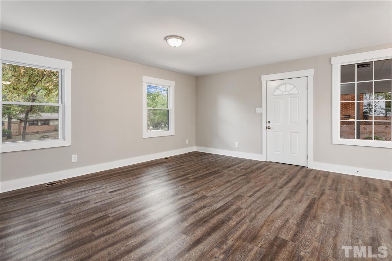 609 Cooper Road Raleigh, NC 27610 - Photo 4 of 21