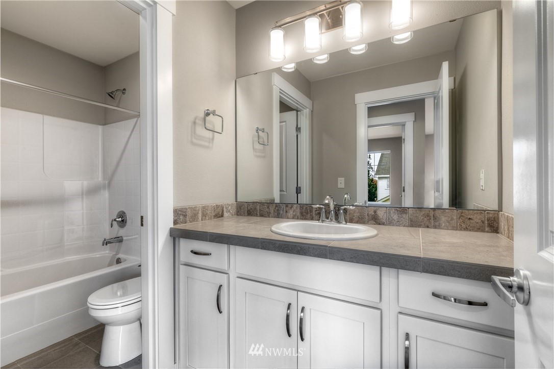 17618 115th Place Southeast, Unit 1 Renton, WA 98055 - Photo 22 of 25