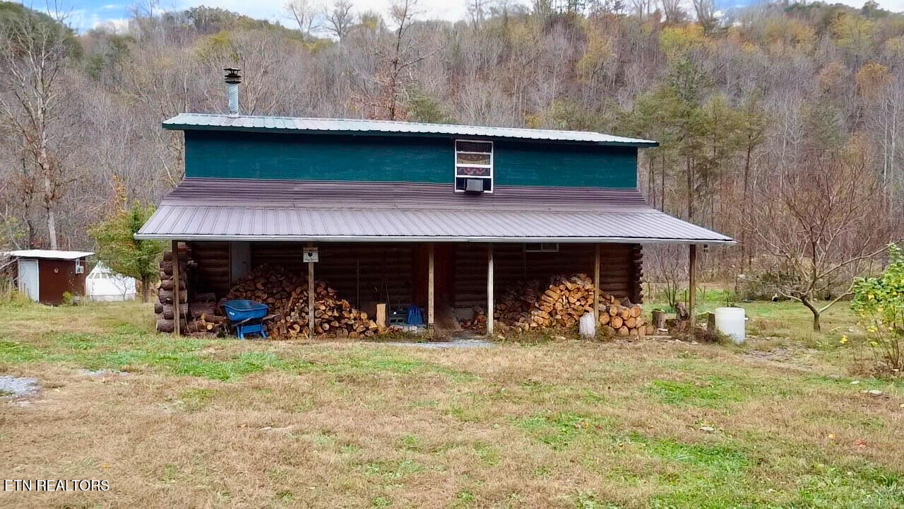 1693 Steve Brown Road Bean Station, TN 37708 - Photo 3 of 36 Cabin