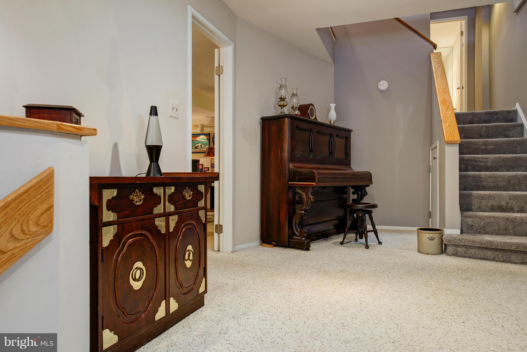 2022 Turtle Pond Drive Reston, VA 20191 - Photo 27 of 30 a view of livingroom with furniture