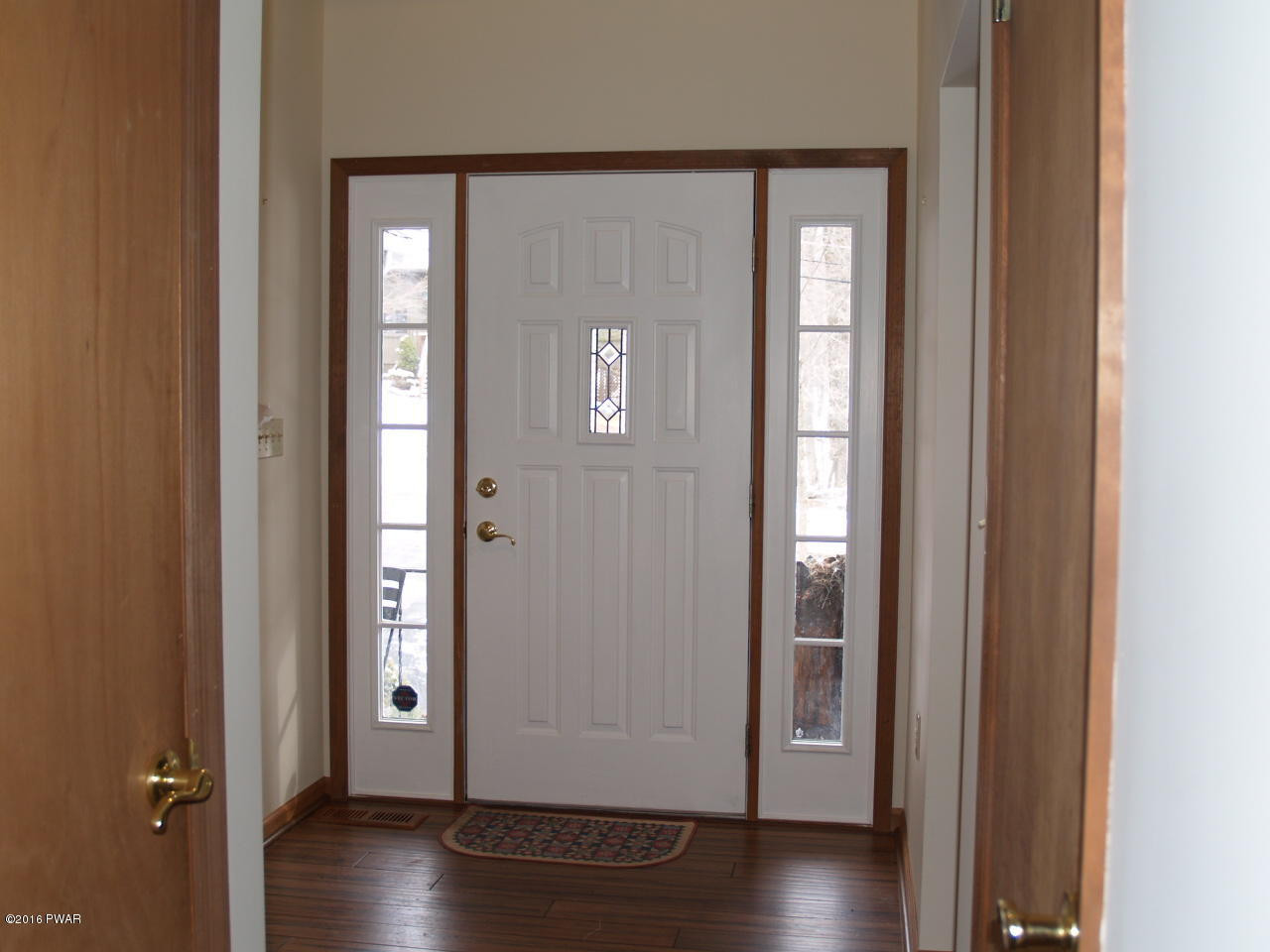 2684 Rockway Road Lake Ariel, PA 18436 - Photo 3 of 34