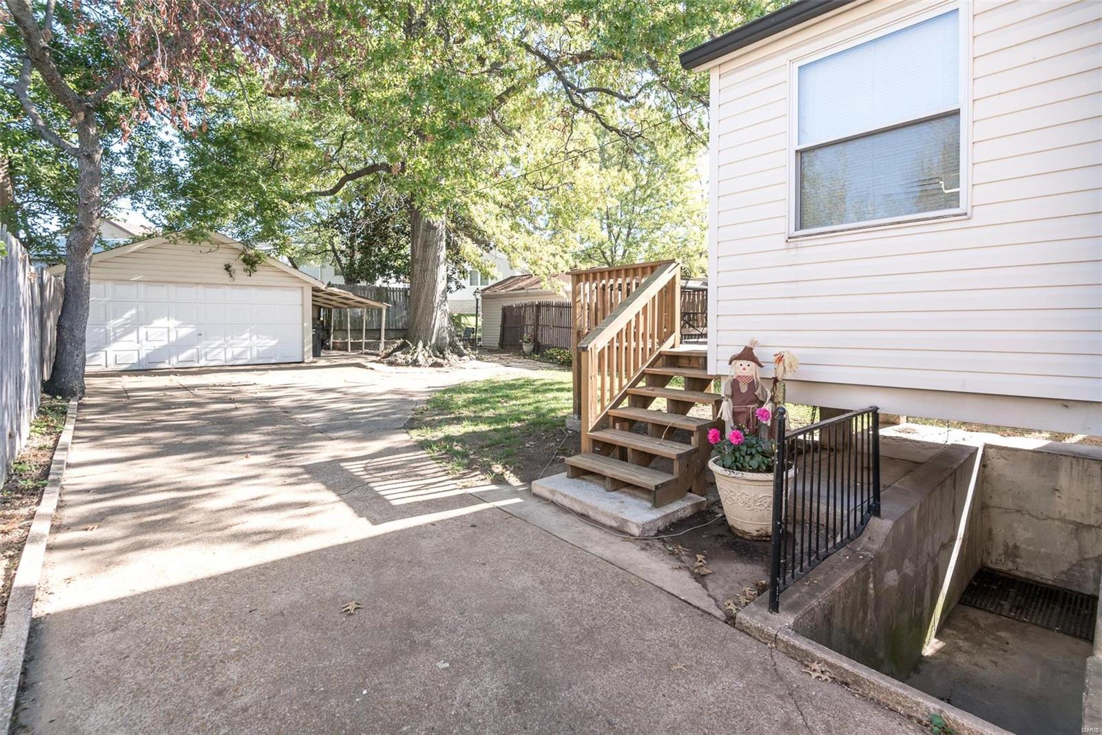 5215 Weber Road St. Louis, MO 63123 - Photo 17 of 20 Gallery Image 17