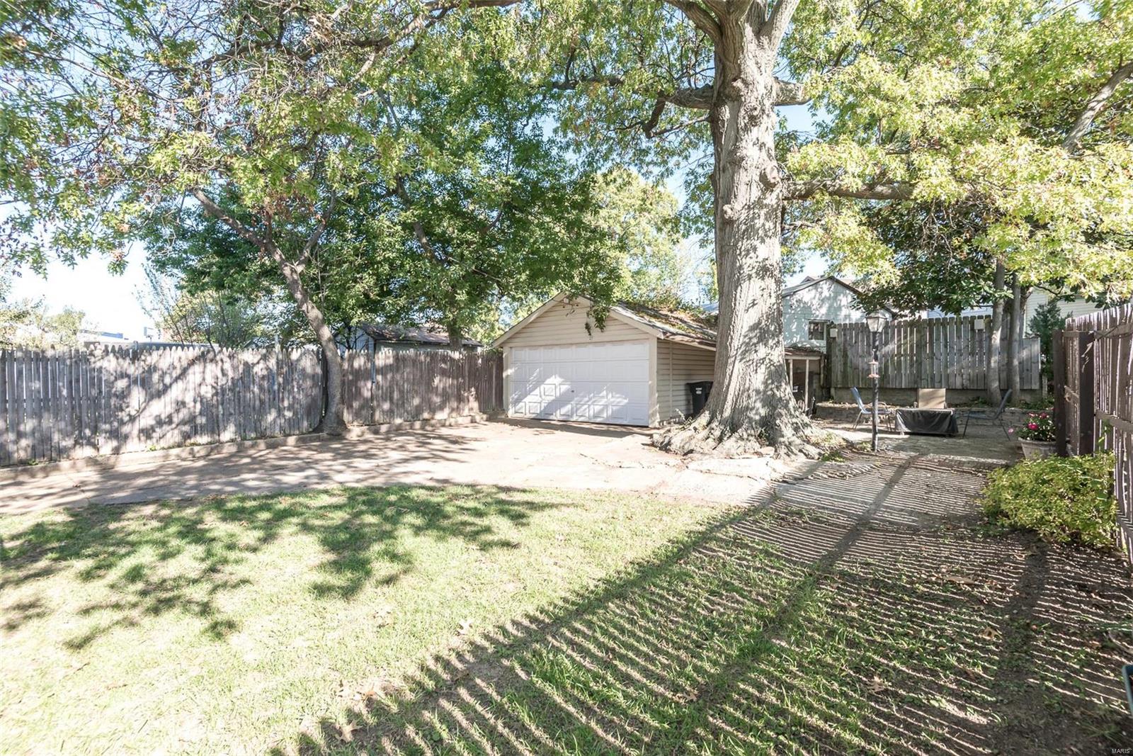 5215 Weber Road St. Louis, MO 63123 - Photo 19 of 20 Gallery Image 19
