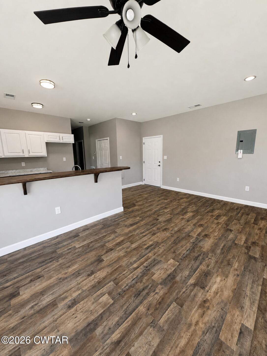 103 Dempster Street Jackson, TN 38301 - Photo 5 of 18 New living room 2