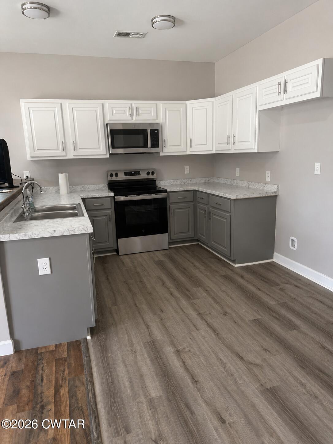 103 Dempster Street Jackson, TN 38301 - Photo 9 of 18 kitchen