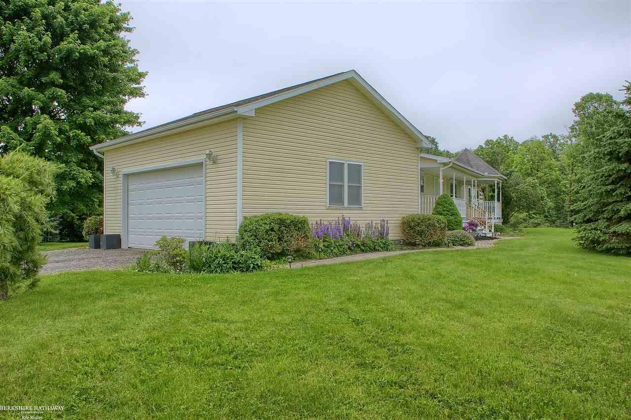 73100 McFadden Road Armada, MI 48005 - Photo 29 of 32 31384766-28.JPG