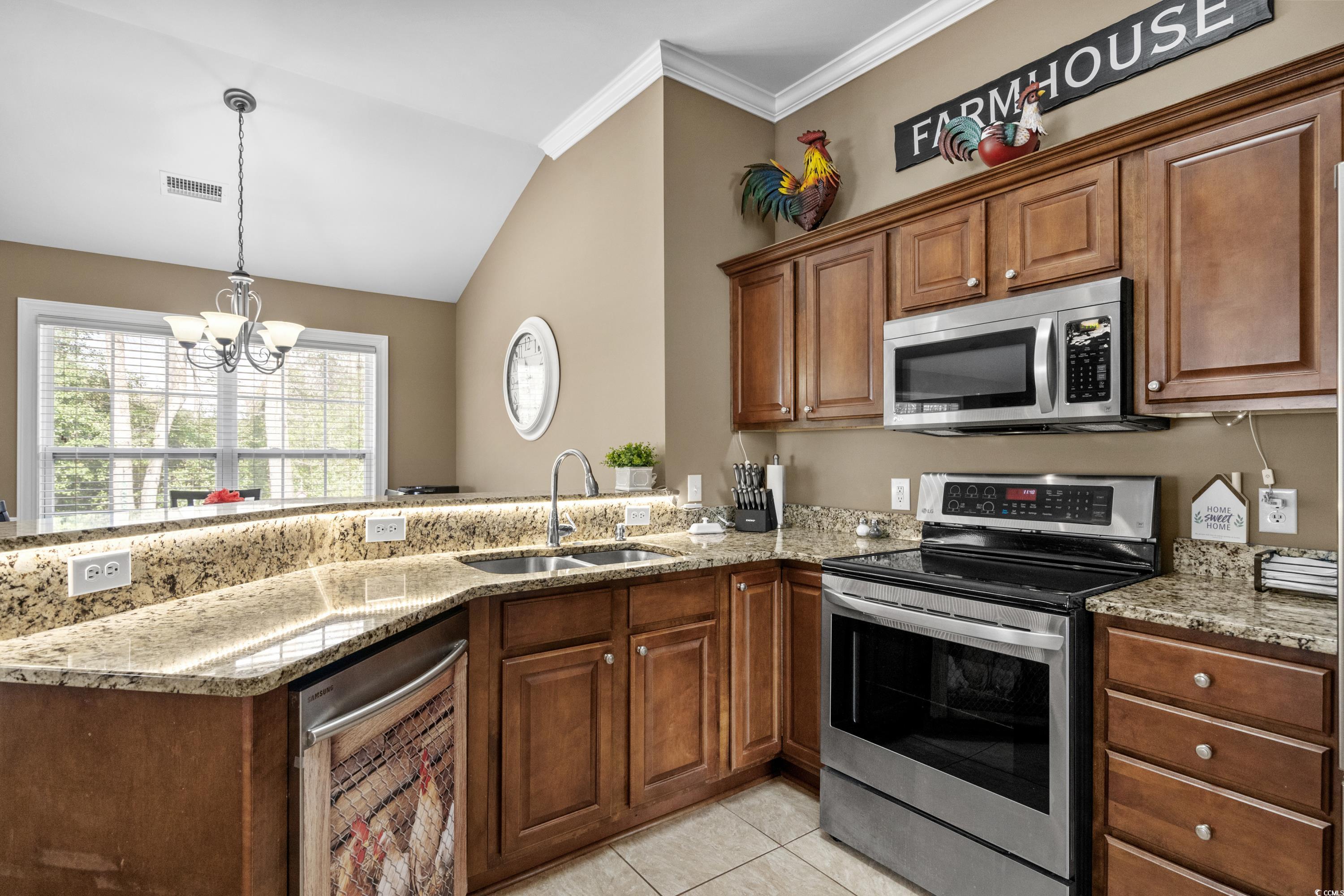 139 Dunbarton Lane Conway, SC 29526 - Photo 19 of 40 Kitchen with visible vents, a peninsula, an inviti