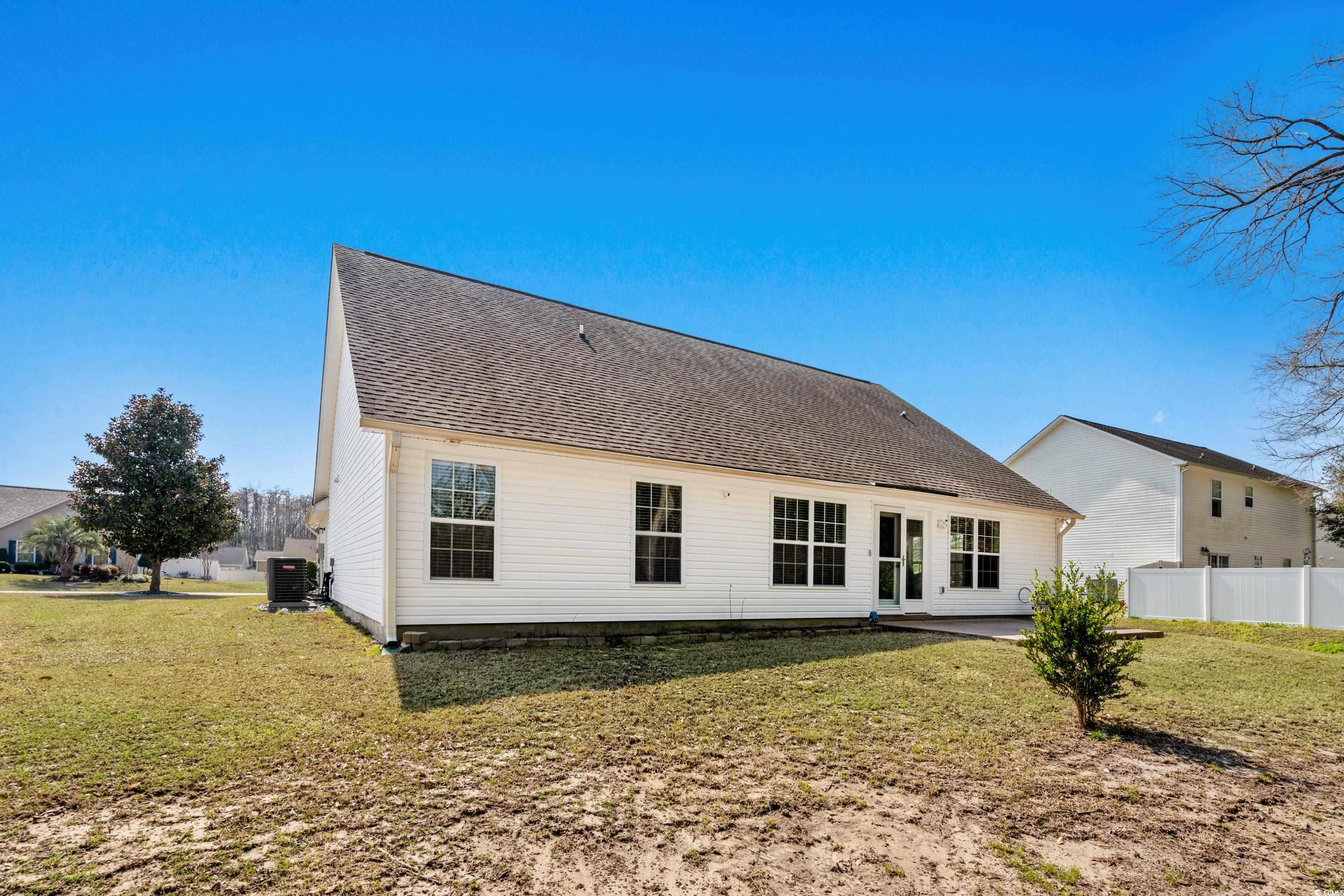 139 Dunbarton Lane Conway, SC 29526 - Photo 24 of 40 Rear view of house with central air condition unit