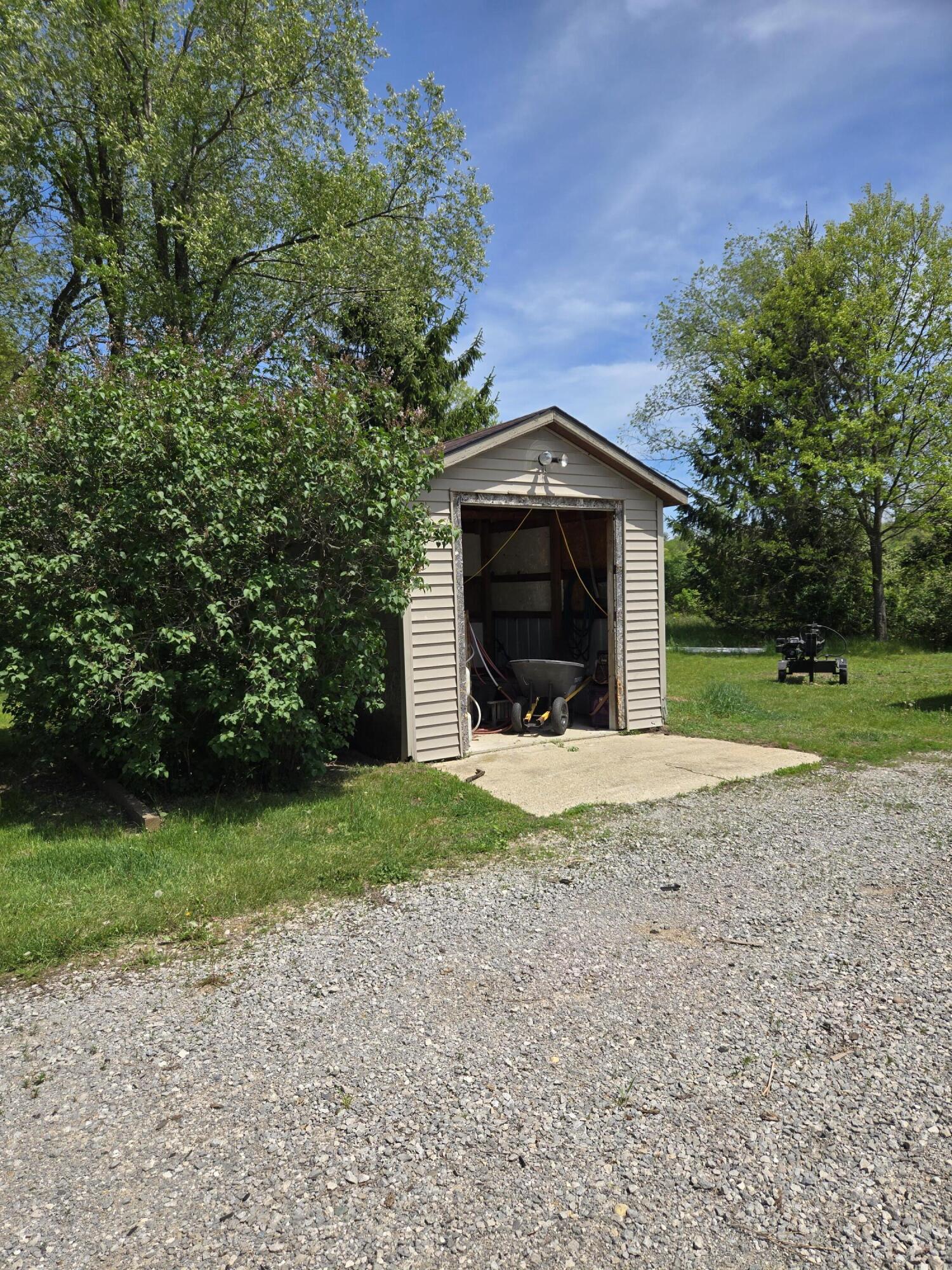 12495 5 Mile Road Evart, MI 49631 - Photo 65 of 75 20260526_143540