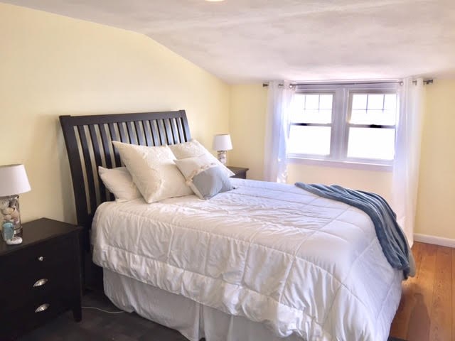 114 Melbourn Road Warwick, RI 02886 - Photo 21 of 36