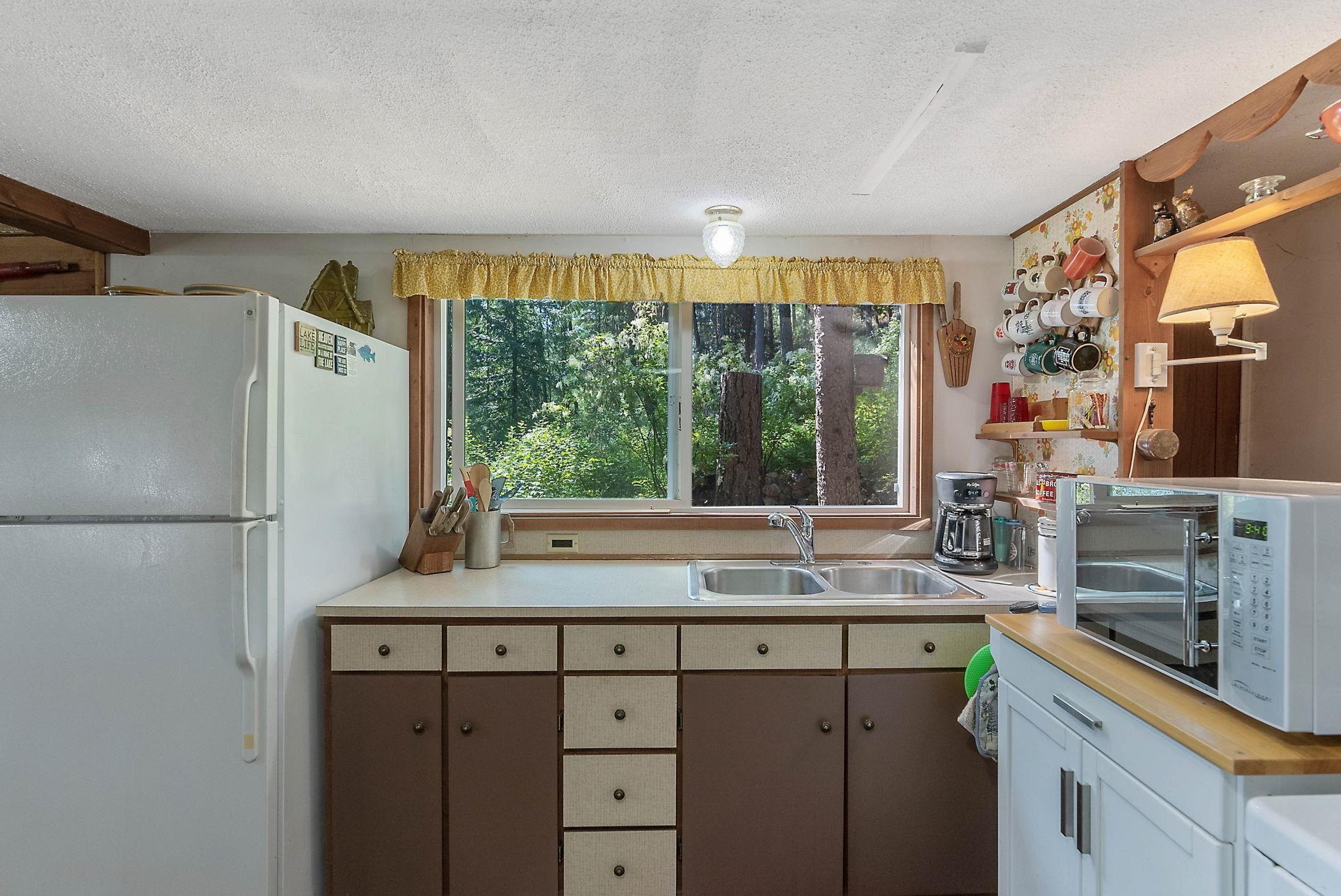 571 Davis Lake Road Usk, WA 99180 - Photo 5 of 47 Gallery Image 5