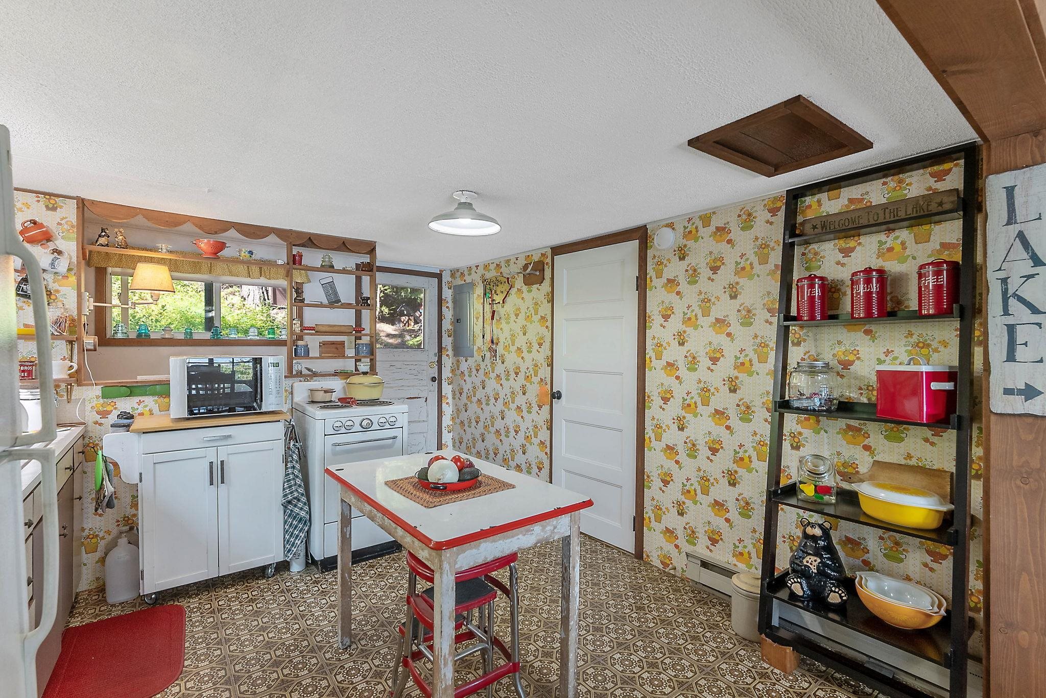571 Davis Lake Road Usk, WA 99180 - Photo 8 of 47 Gallery Image 8