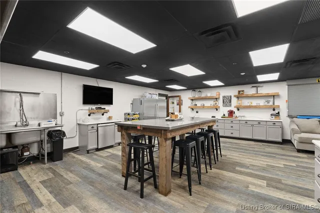 $1,650,000 | 1213 Oakes Way, Georgetown, IN 47122