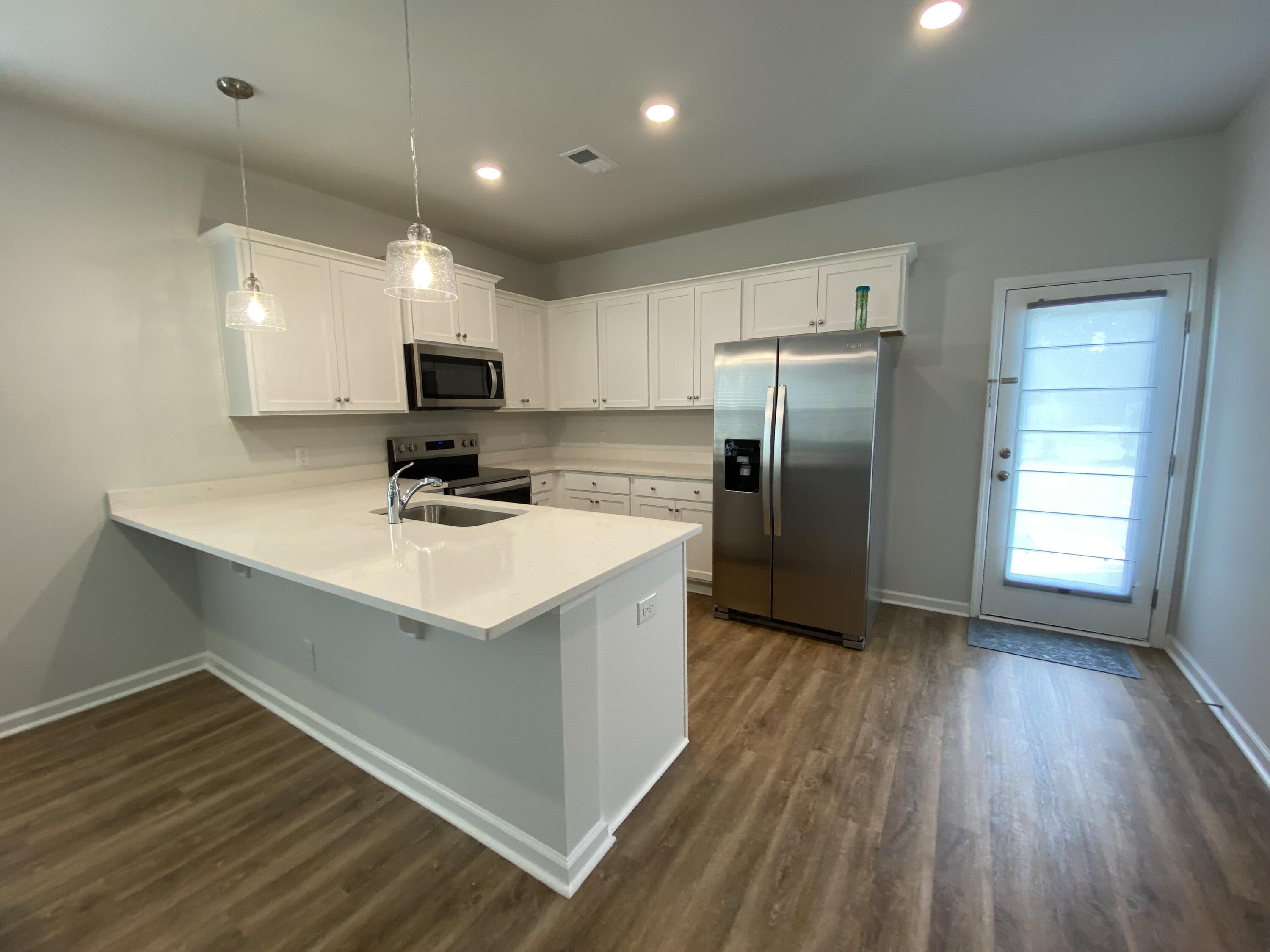 551 Gahagan Road Summerville, SC 29485 - Photo 6 of 15