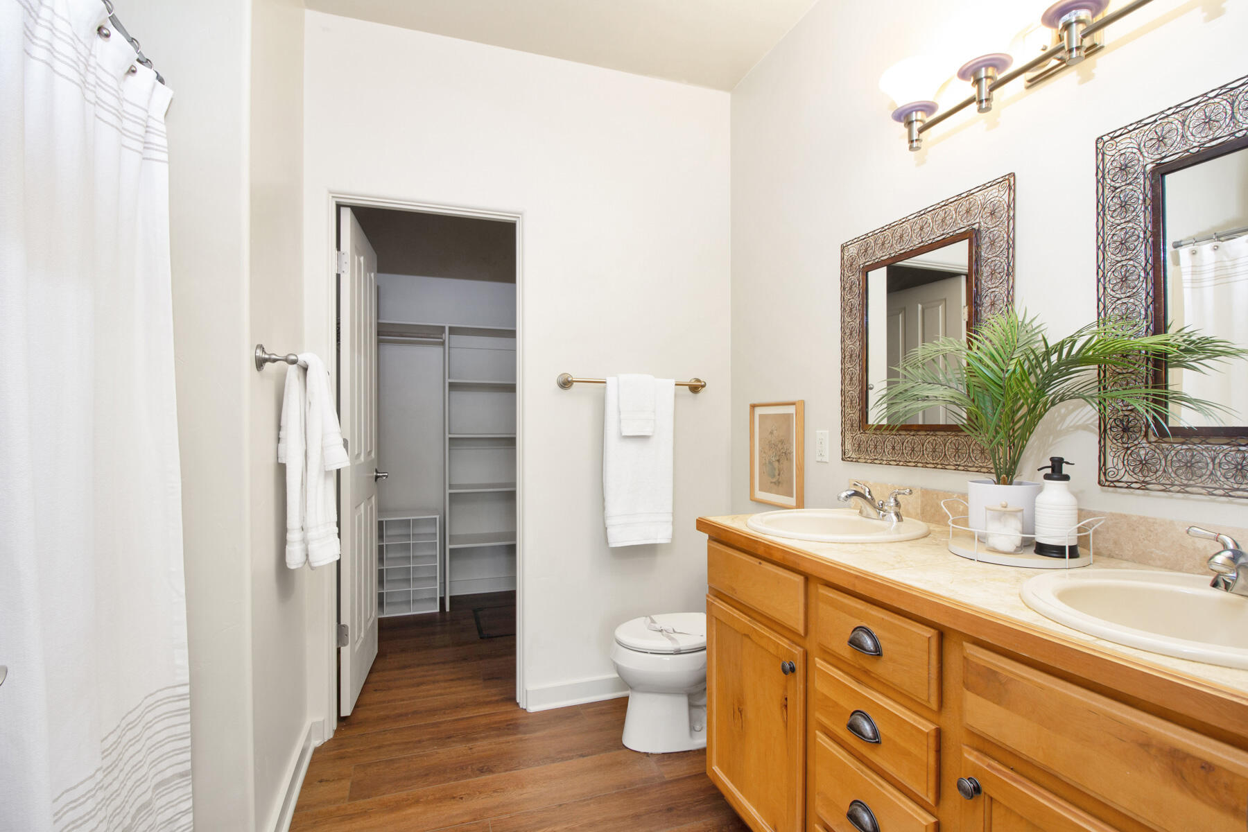 951 Winter Fox Lane Hailey, ID 83333 - Photo 8 of 19 Primary bath & closet