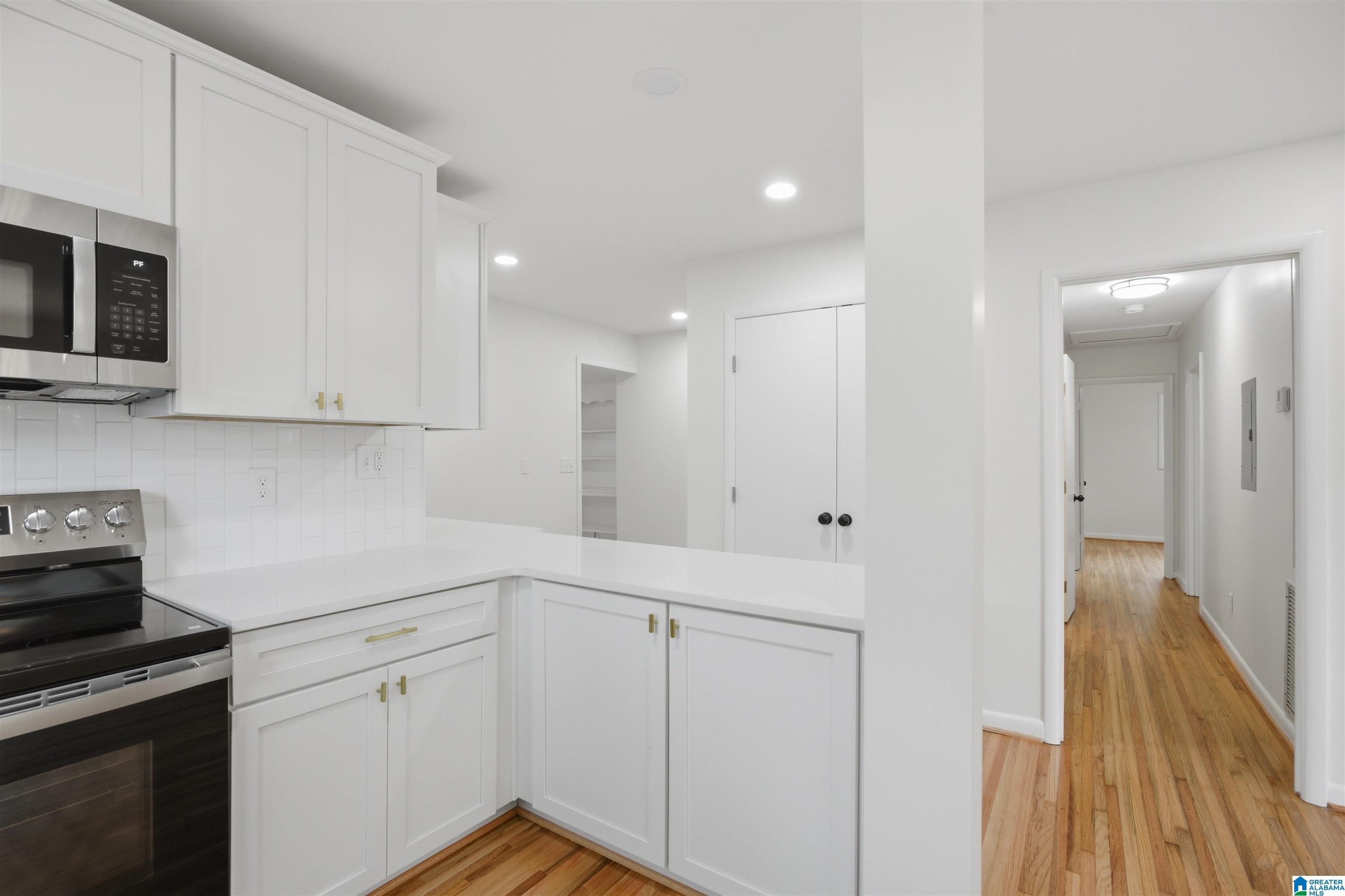 1005 Queensbury Road Birmingham, AL 35209 - Photo 10 of 29
