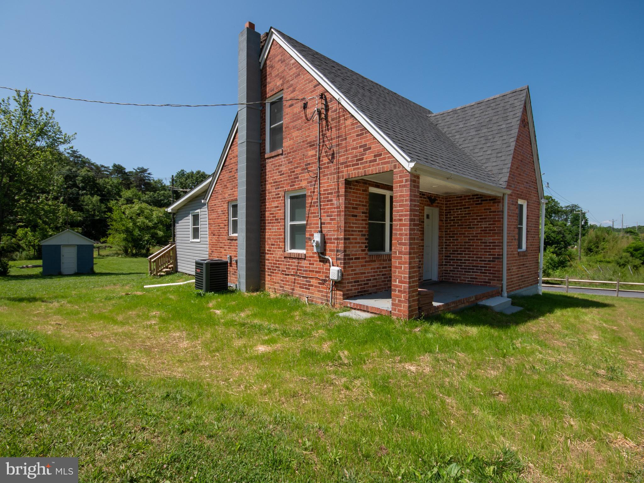 2450 Happy Creek Road Front Royal, VA 22630 - Photo 5 of 64