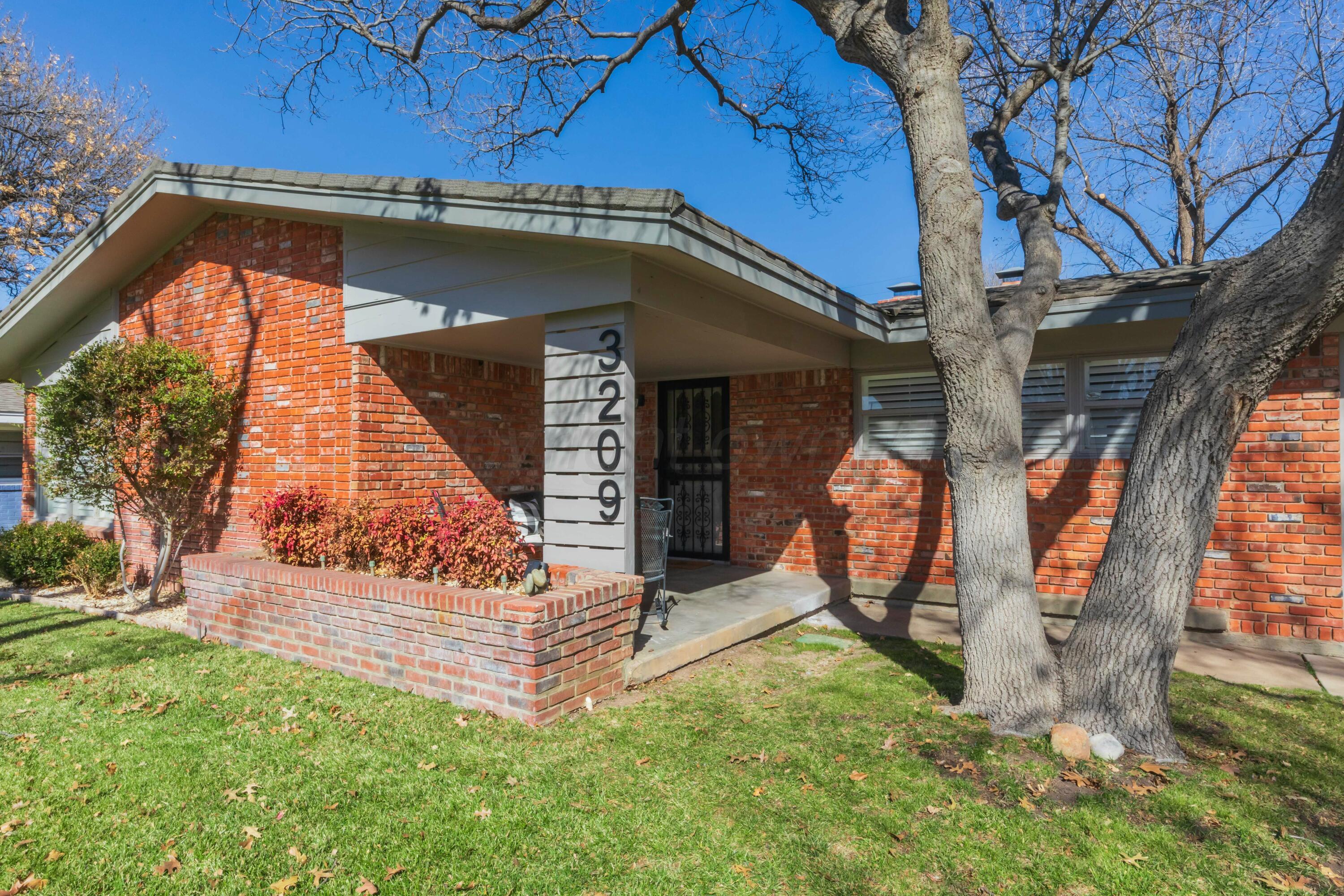 3209 South Rusk Street Amarillo, TX 79109 - Photo 1 of 1 Front