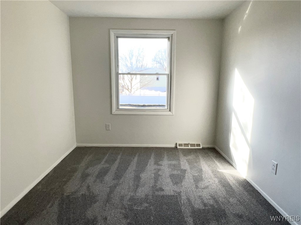 3984 Harvard Street Hamburg, NY 14075 - Photo 16 of 37 Bdrm 3